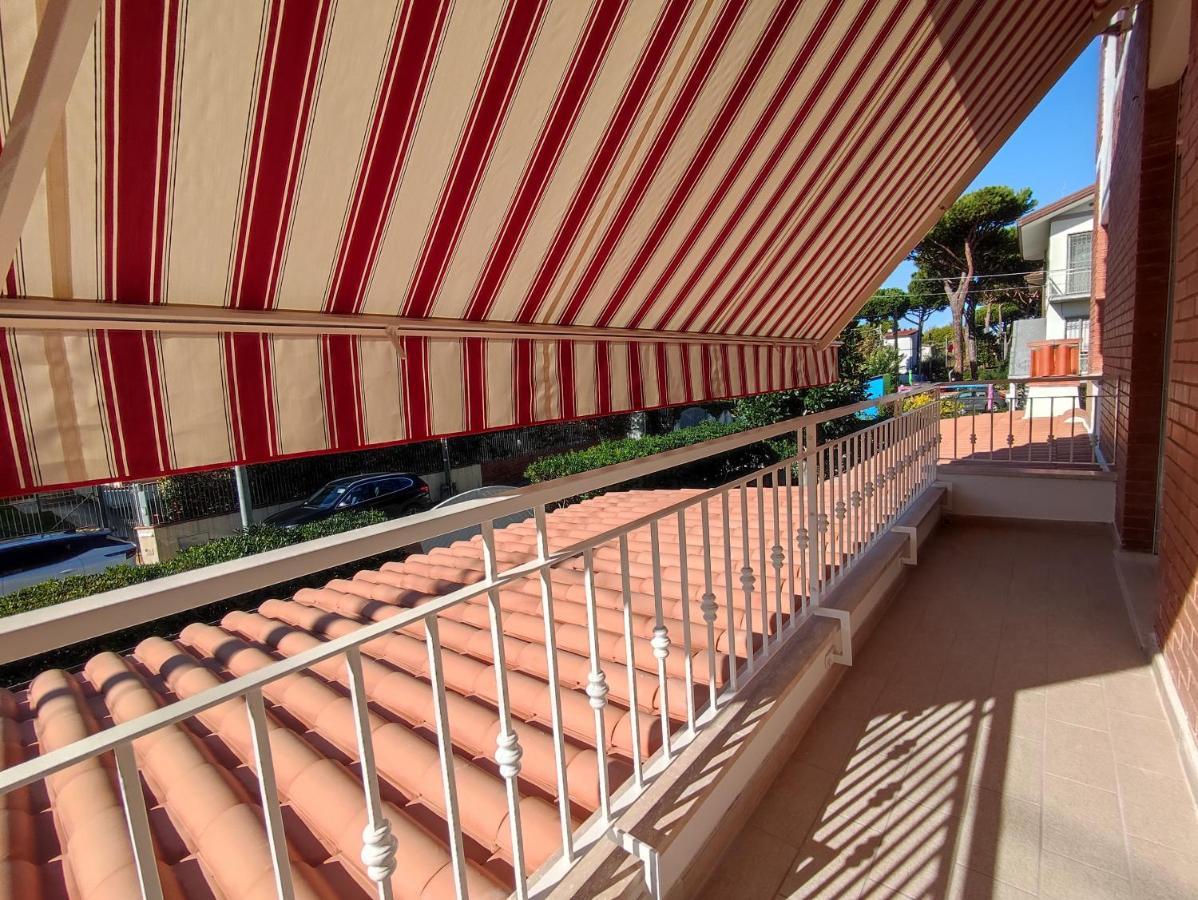 Appartamento Casa Violina Lido di Camaiore Esterno foto