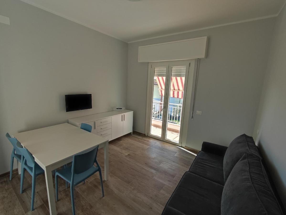 Appartamento Casa Violina Lido di Camaiore Esterno foto